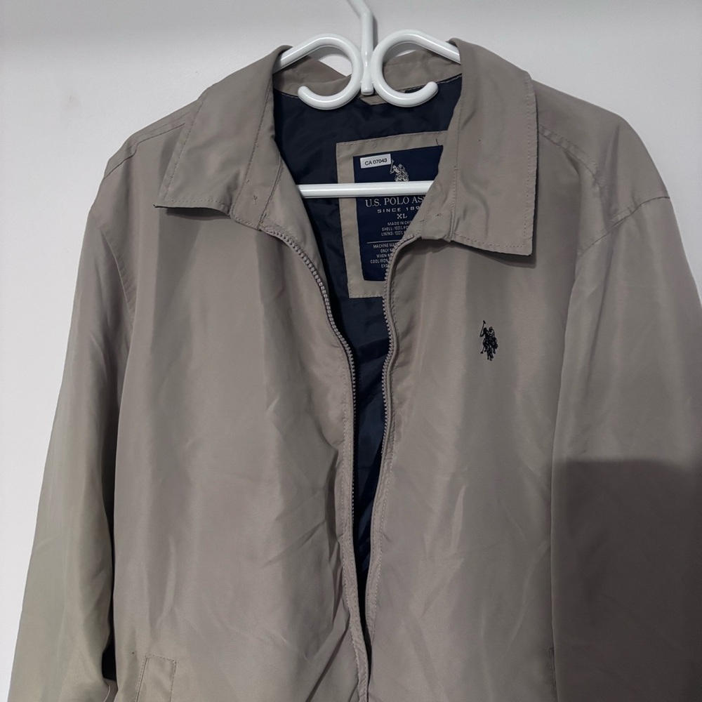 U.S. Polo Assn. Classic Men’s Light Beige Harrington Zip-Up Fall Windbreaker
